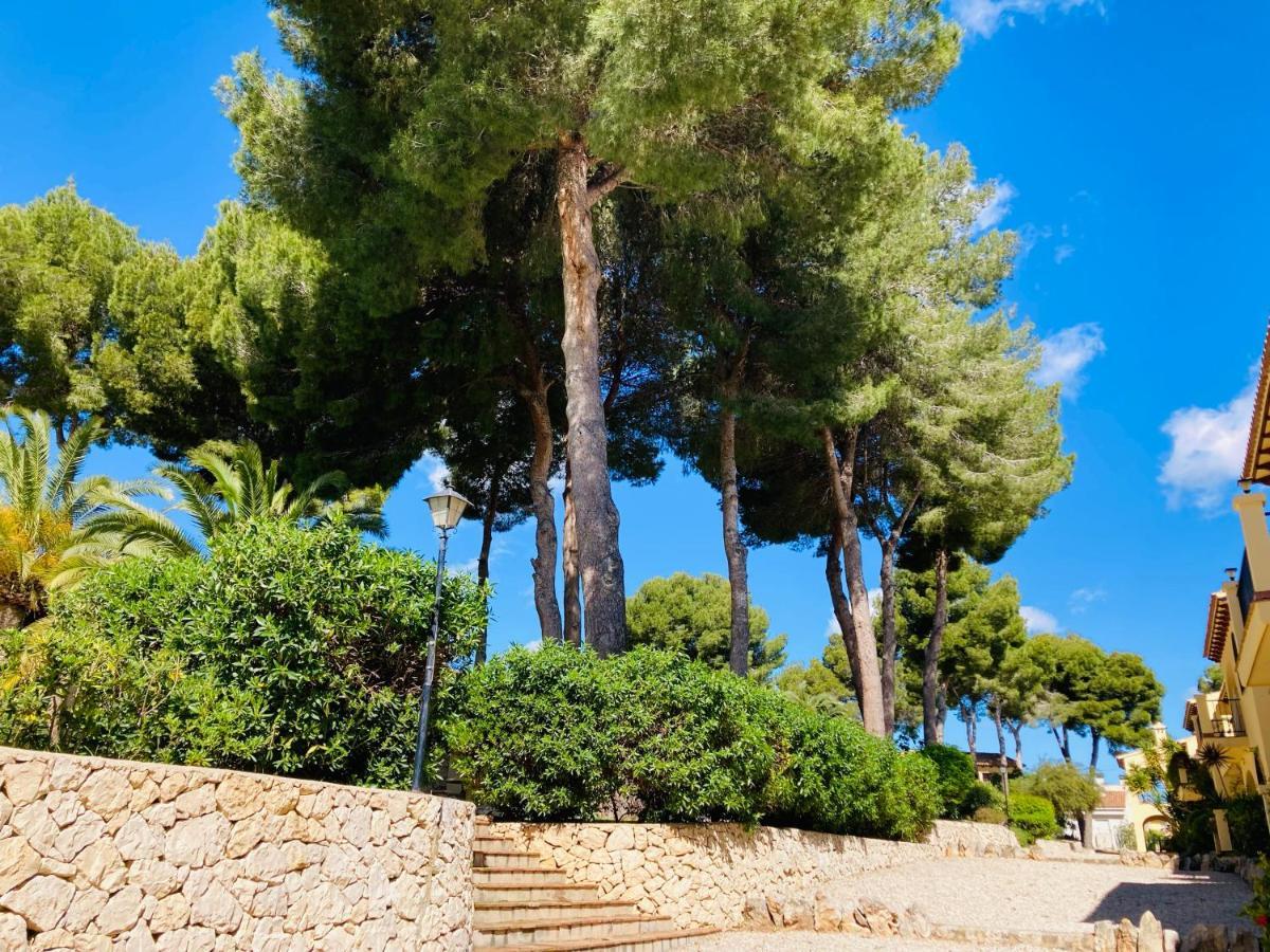 Apartamento Con Terraza En Complejo Con 2 Piscinas Moraira Exterior foto