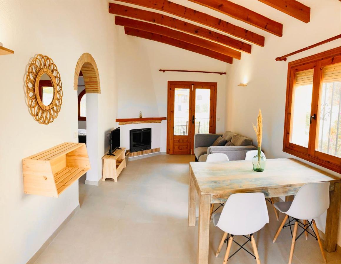 Apartamento Con Terraza En Complejo Con 2 Piscinas Moraira Exterior foto